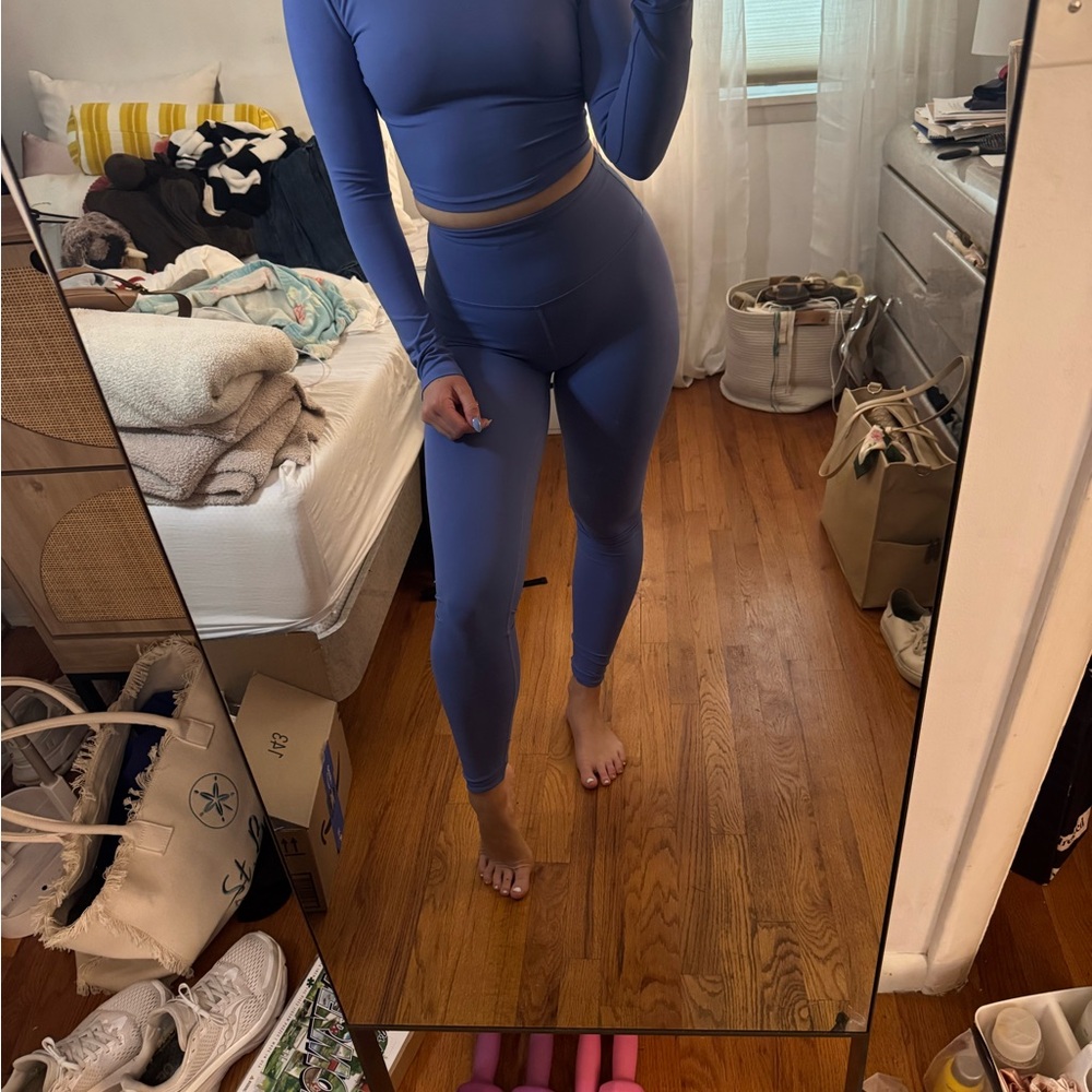 lululemon Wunder train size 4